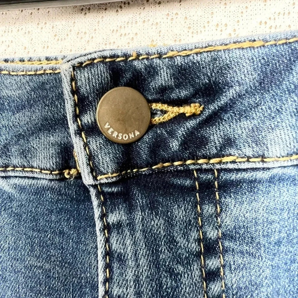 Versona Women's Blue Denim Pencil Skirt Size 27 Stretch Pockets Casual - Picture 4 of 10